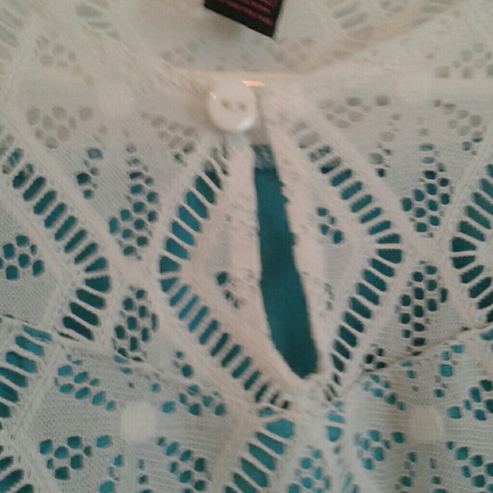 Dress - Picture 4 of 4